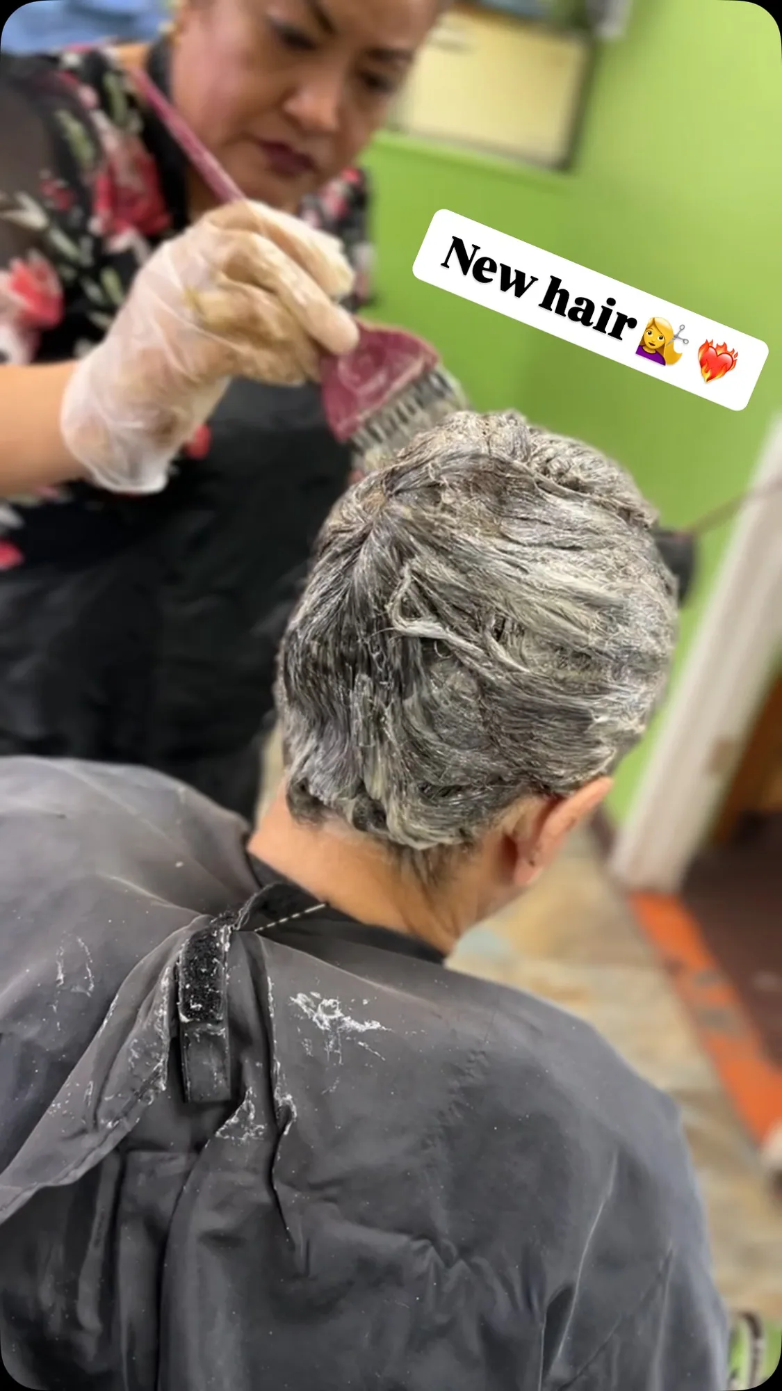 Video of hair color work at Tijeras Barbershop